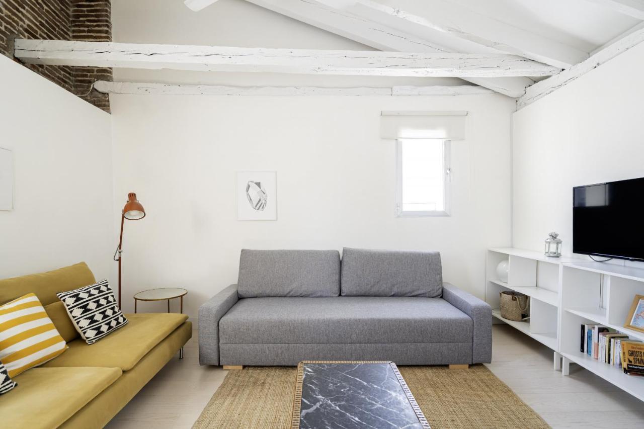 Apartamento El Barrio De Lavapies Madrid Ngoại thất bức ảnh