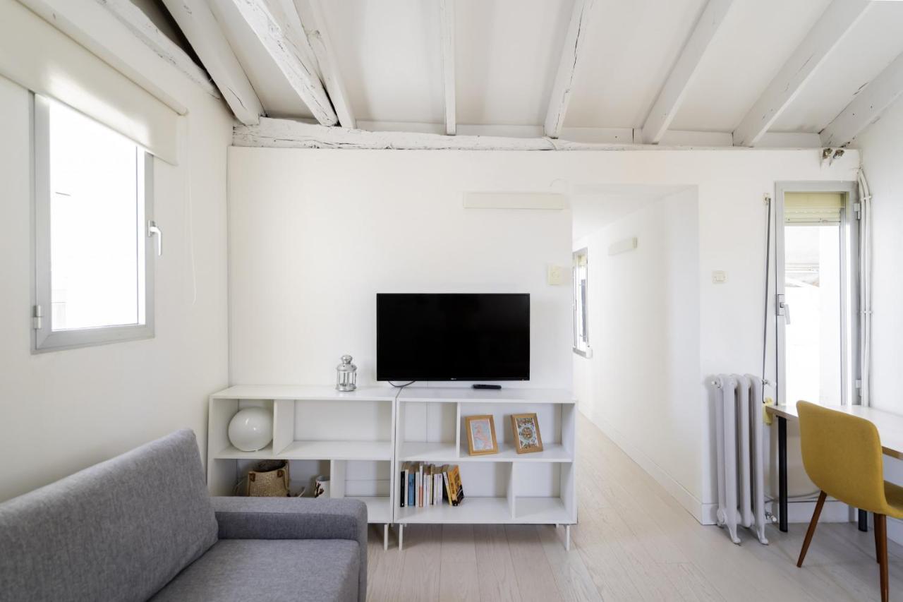 Apartamento El Barrio De Lavapies Madrid Ngoại thất bức ảnh