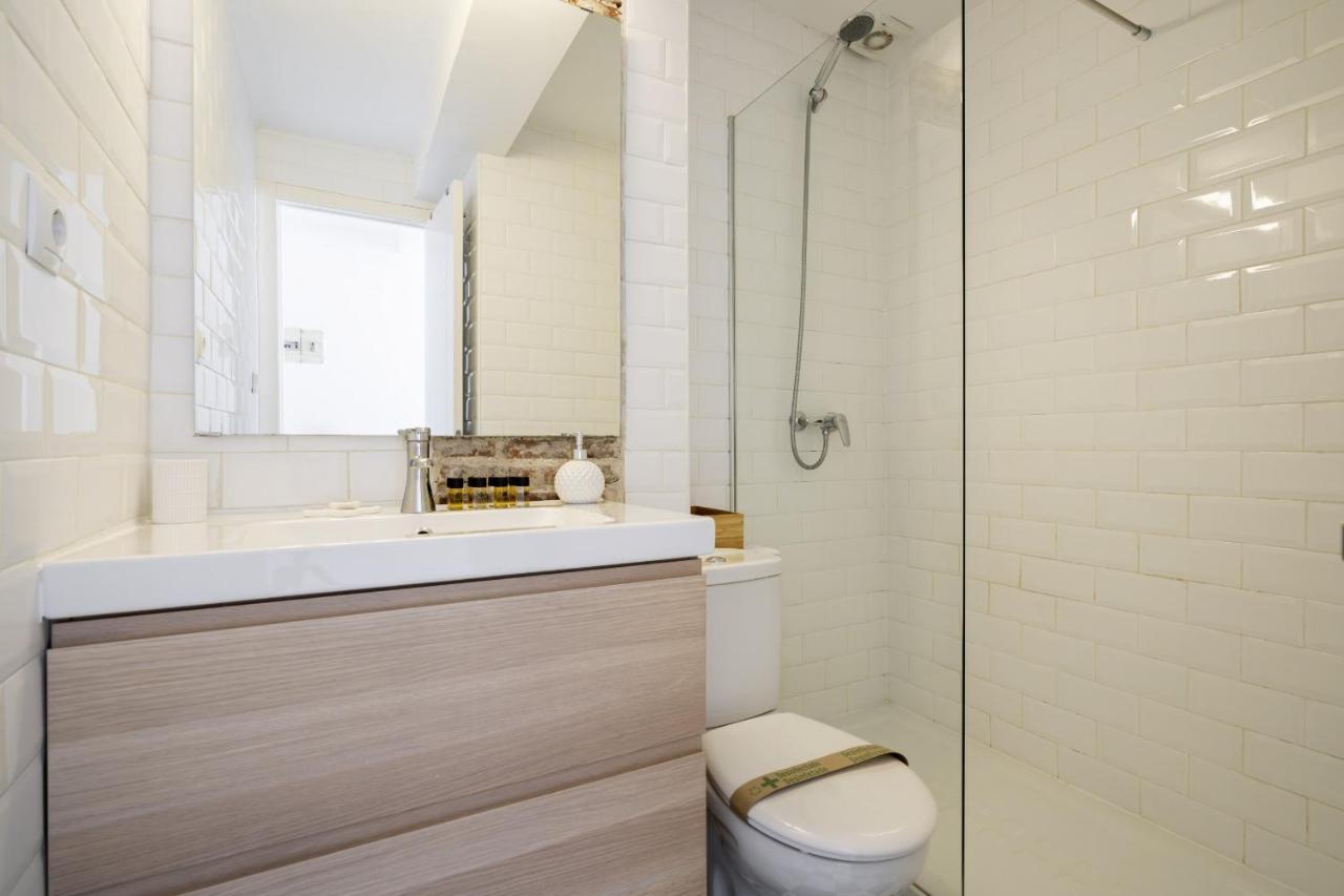 Apartamento El Barrio De Lavapies Madrid Ngoại thất bức ảnh